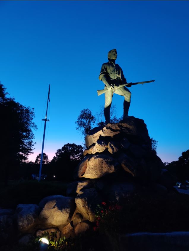 A photo of the Lexington Minuteman statue